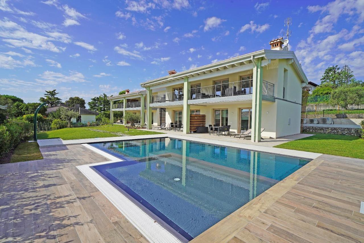 Gardaliva 5 Apartment Manerba del Garda Luaran gambar