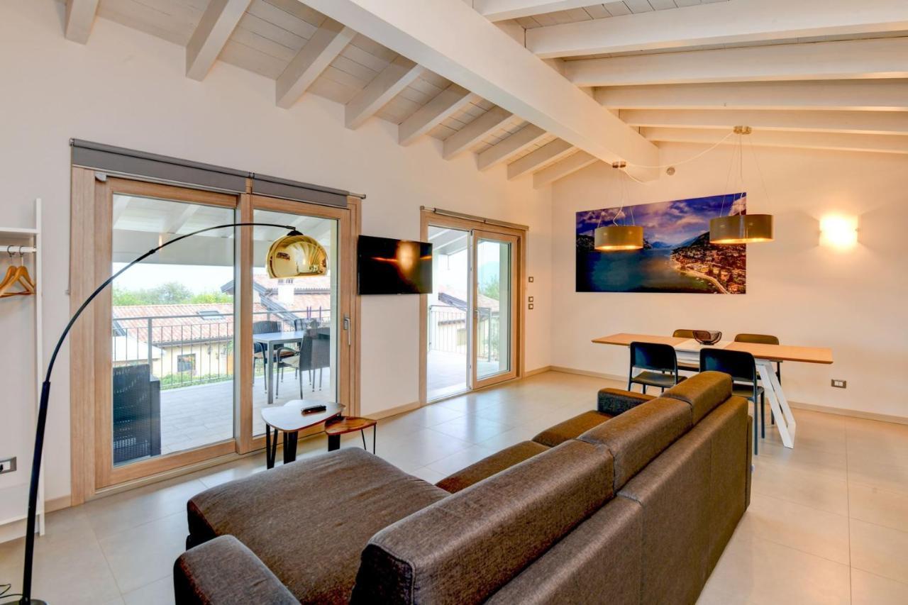 Gardaliva 5 Apartment Manerba del Garda Luaran gambar